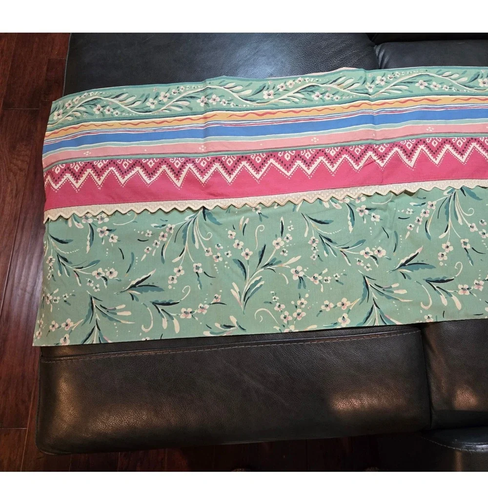 Unbranded Floral Valance‎ Green Pink Vintage Cottagecore 26x18 Good